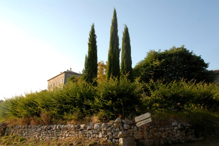 145 Provence 2008
